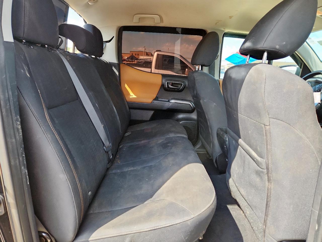 2018 Toyota Tacoma Double Cab VIN: 5TFAZ5CN9JX063864 Lot: 81582125