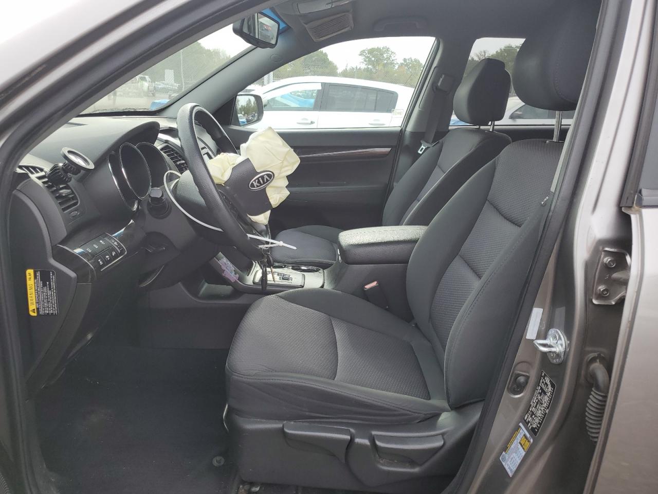 2011 Kia Sorento Base VIN: 5XYKTCA15BG142169 Lot: 81917845