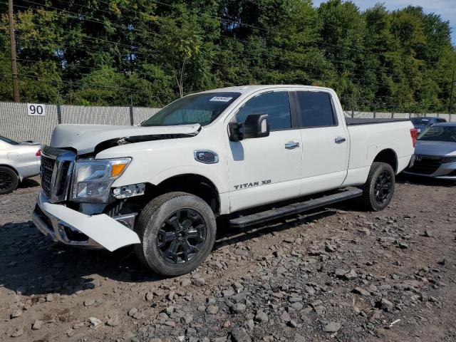 Pickups NISSAN TITAN 2016 Biały