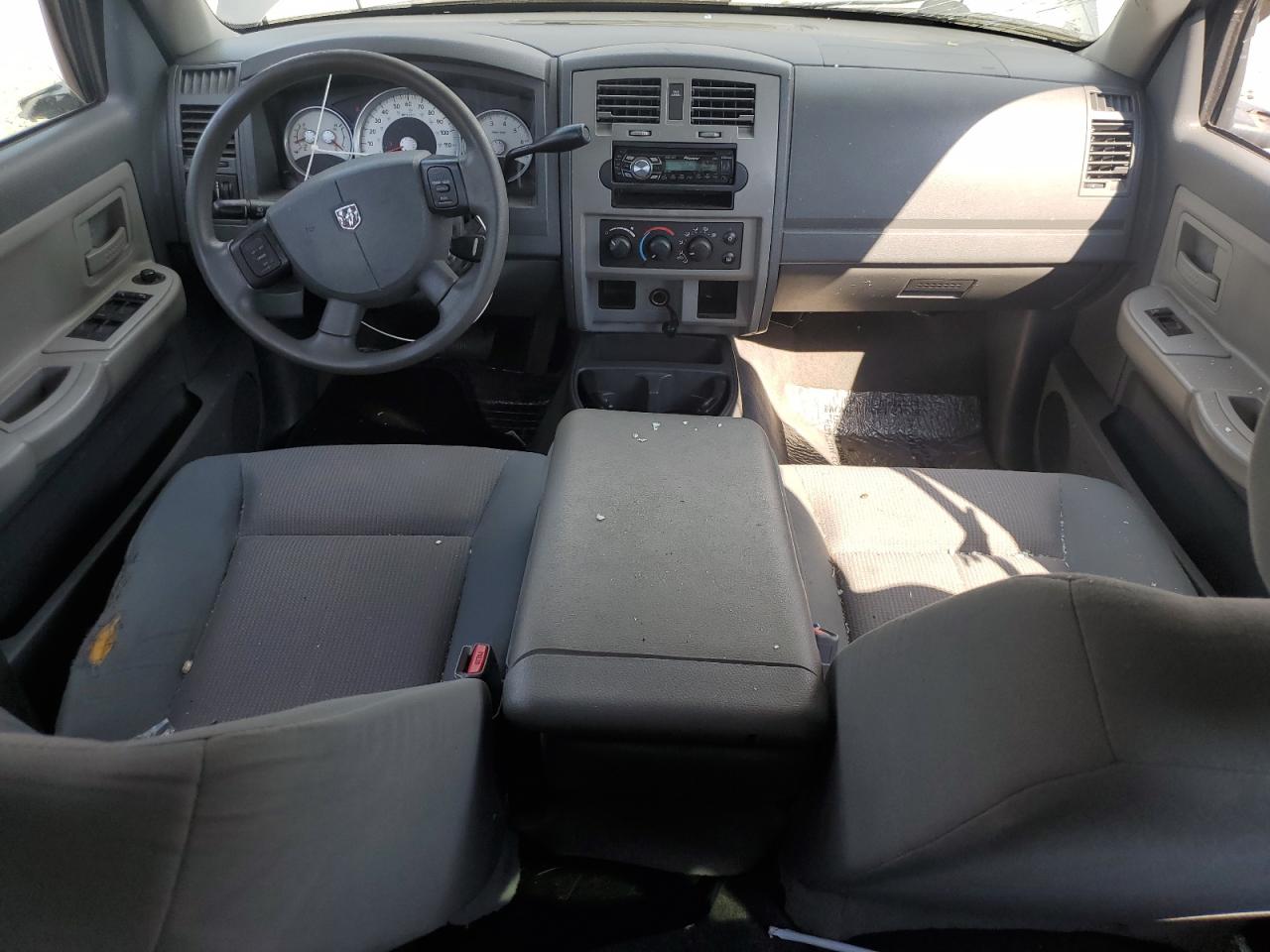 2005 Dodge Dakota Quad Slt VIN: 1D7HE48N35S142436 Lot: 82093635