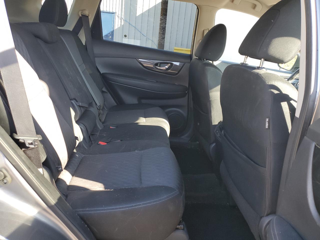 2017 Nissan Rogue S VIN: KNMAT2MV7HP583263 Lot: 81257225