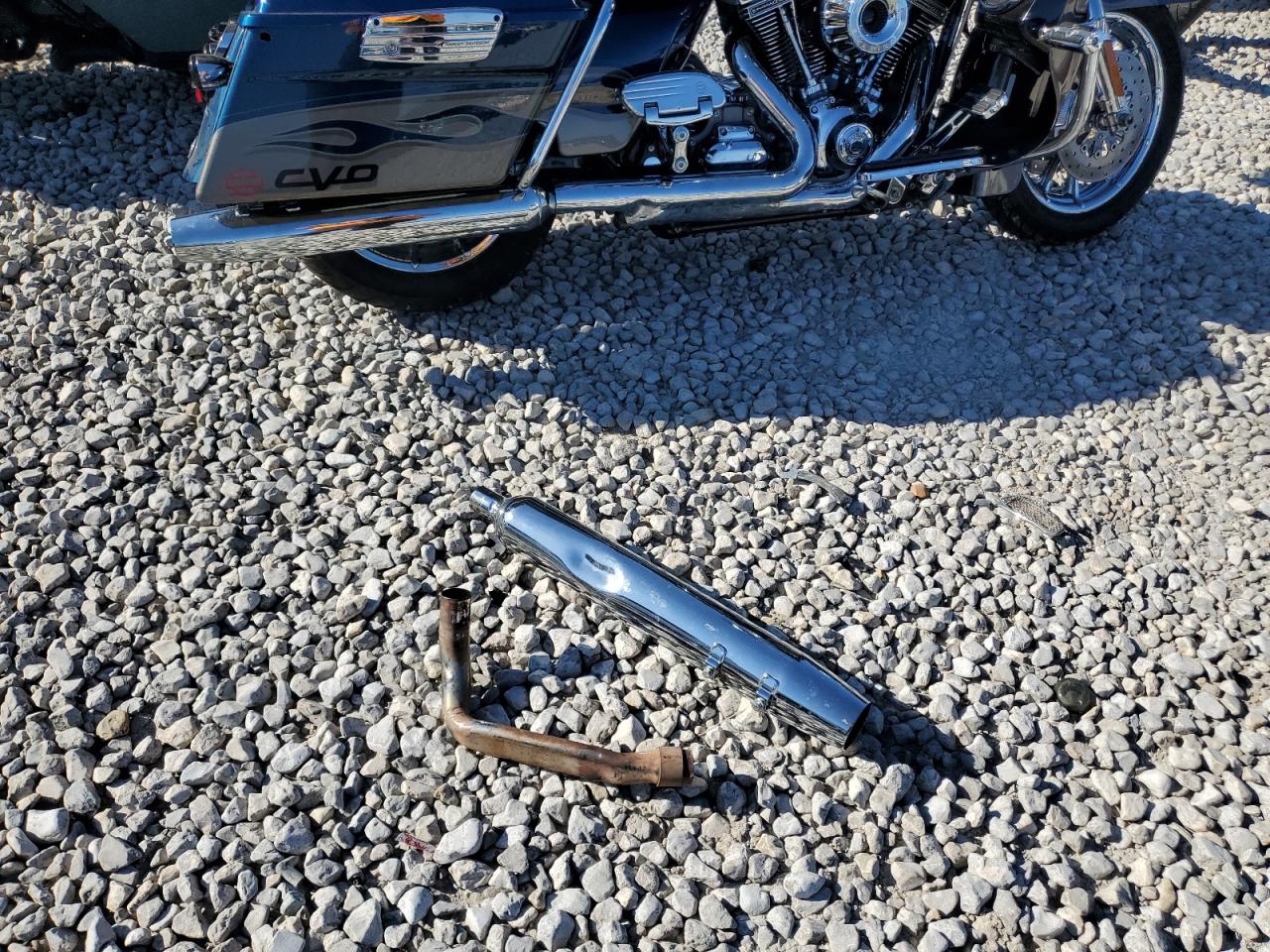 2010 Harley-Davidson Flhtcuse5 VIN: 1HD1PR815AB951249 Lot: 84278355