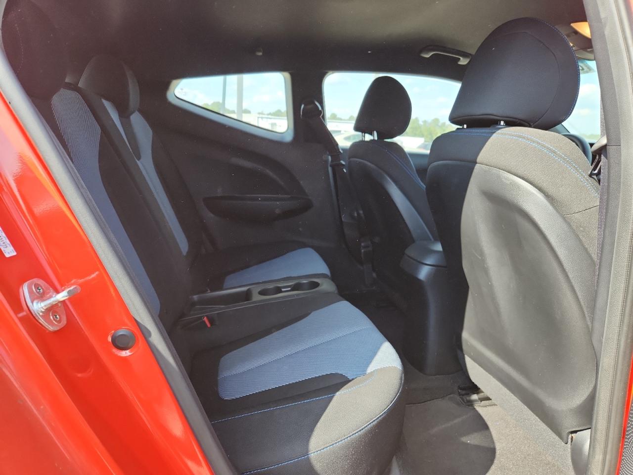 2020 Hyundai Veloster Base VIN: KMHTG6AF1LU031975 Lot: 80393425