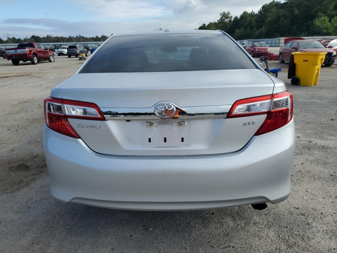2012 Toyota Camry Base VIN: 4T1BF1FK4CU004972 Lot: 70702105