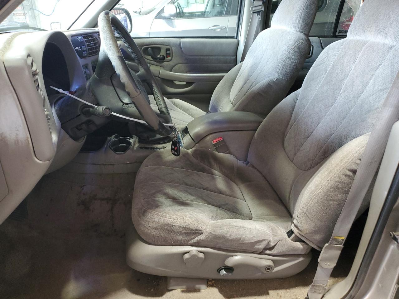 1999 GMC Jimmy VIN: 1GKDT13W6X2514954 Lot: 90032475