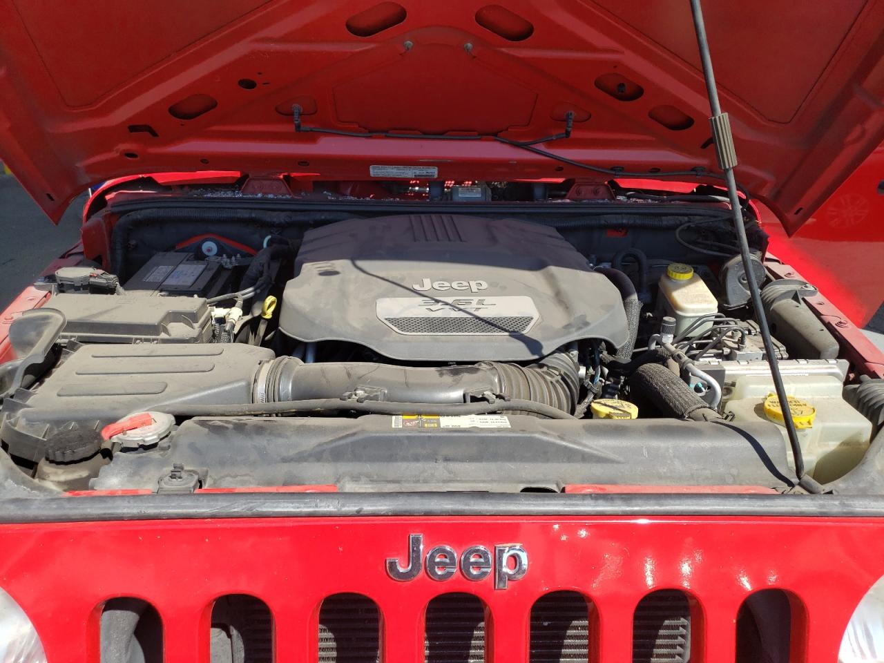 2013 Jeep Wrangler Unlimited Sport VIN: 1C4BJWDG1DL703577 Lot: 80643655