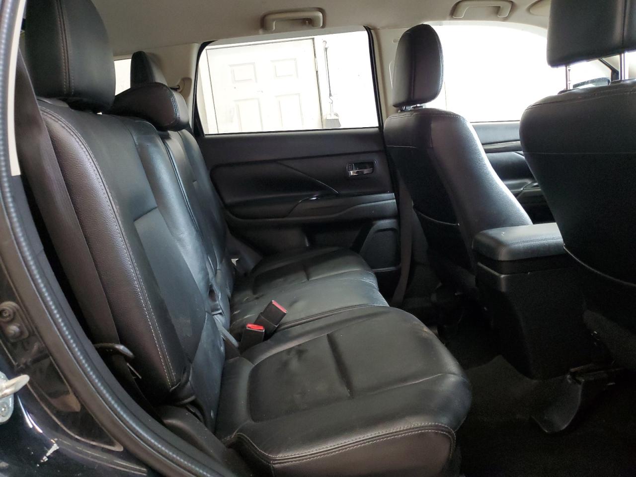 2016 Mitsubishi Outlander Se VIN: JA4AD3A31GZ047606 Lot: 82142325