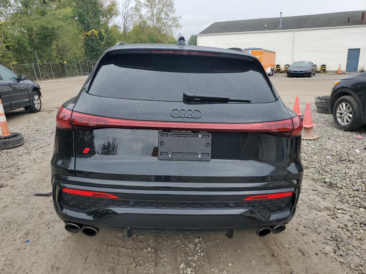 2025 Audi Sq5 Premium Plus VIN: WA125AGUXS2043769 Lot: 83936905