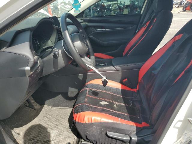 MAZDA 3 2023 Белы