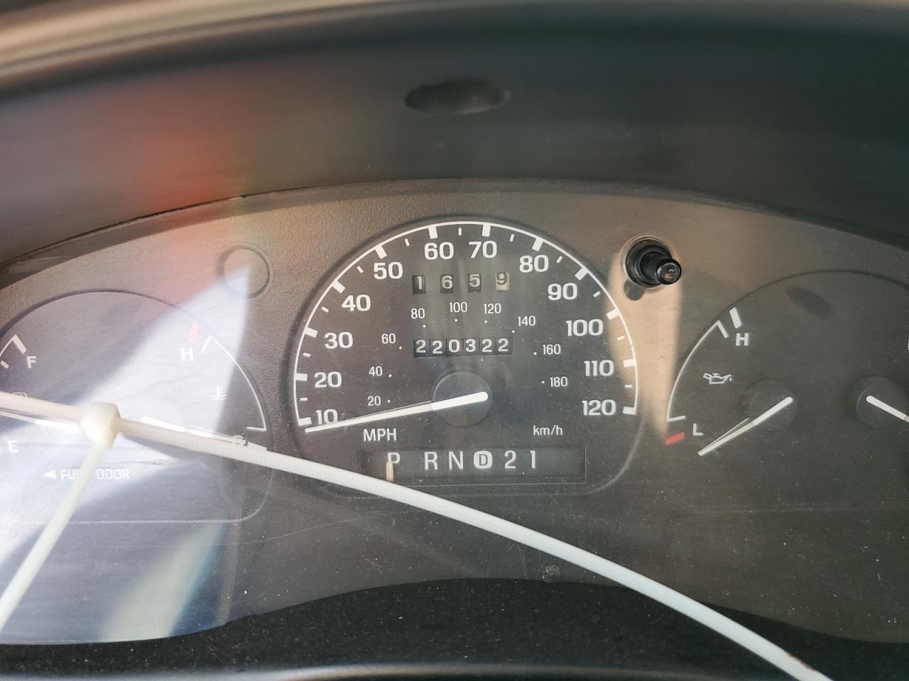 2000 Ford Ranger Super Cab VIN: 1FTYR14X1YTB07395 Lot: 81713735