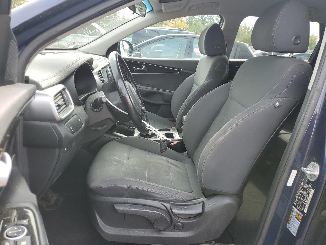 2019 Kia Sorento L VIN: 5XYPGDA31KG457066 Lot: 81543425