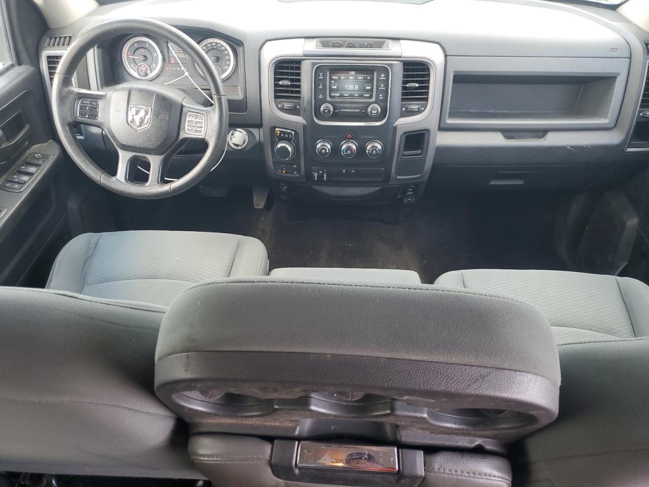 car-image car-image
