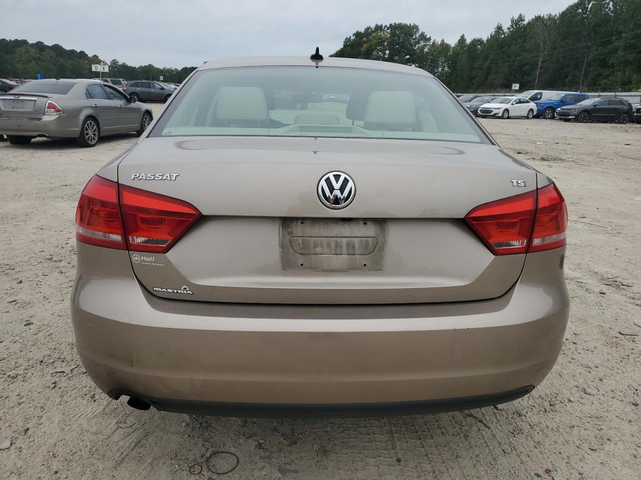 2015 Volkswagen Passat S VIN: 1VWAT7A36FC075688 Lot: 84597905