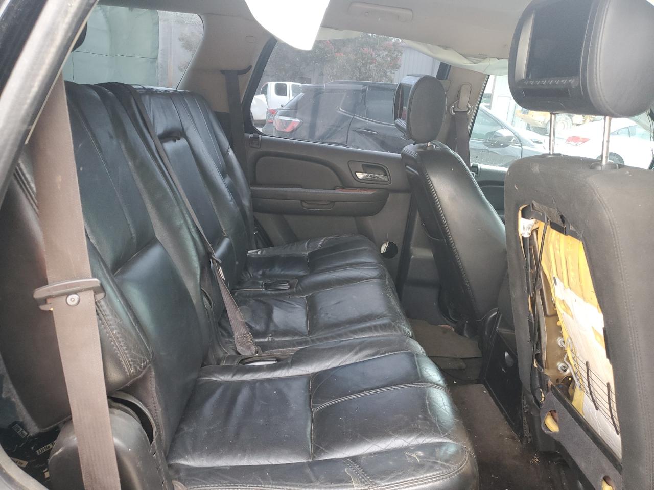 2011 Chevrolet Tahoe C1500 Ls VIN: 1GNSCAE09BR230866 Lot: 81639815