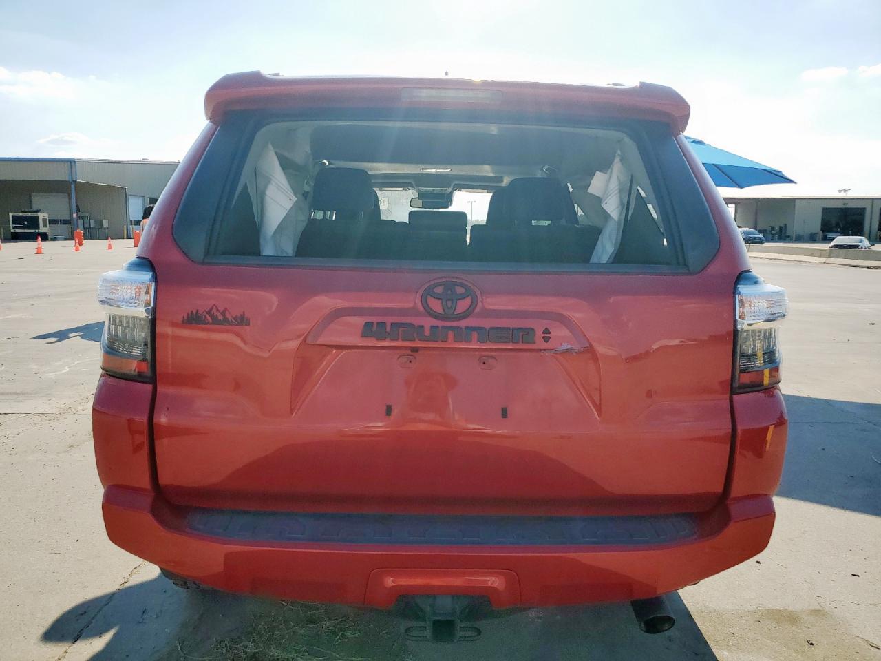 2022 Toyota 4Runner Sr5 VIN: JTEFU5JR5N5269237 Lot: 84646705