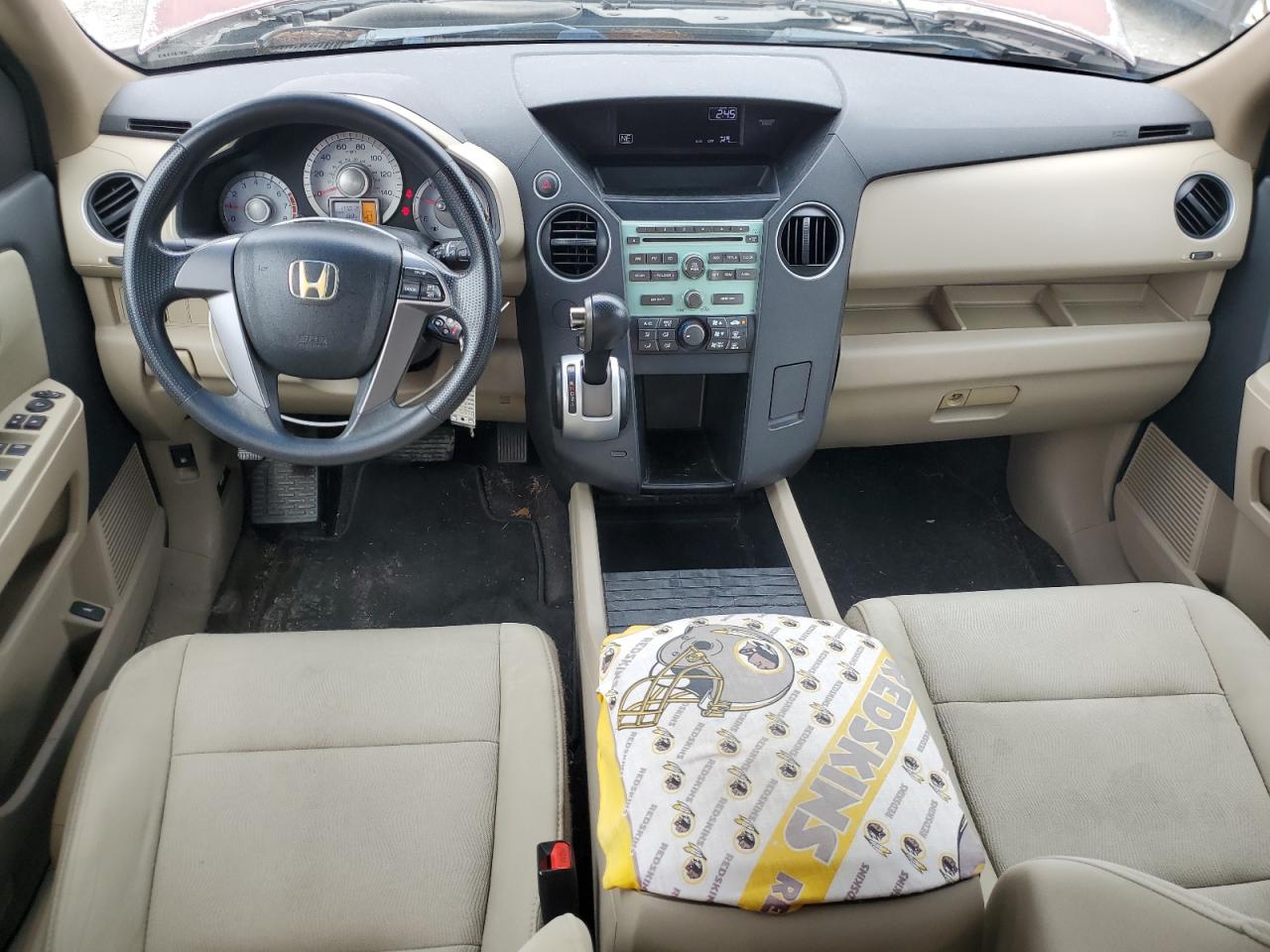 2011 Honda Pilot Lx VIN: 5FNYF3H21BB030265 Lot: 83828705