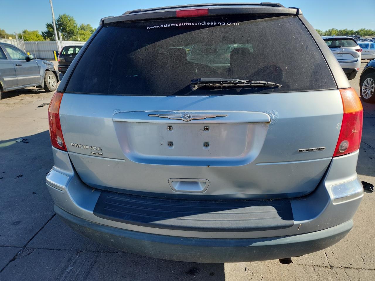 2005 Chrysler Pacifica Touring VIN: 2C4GF68445R461240 Lot: 80314045