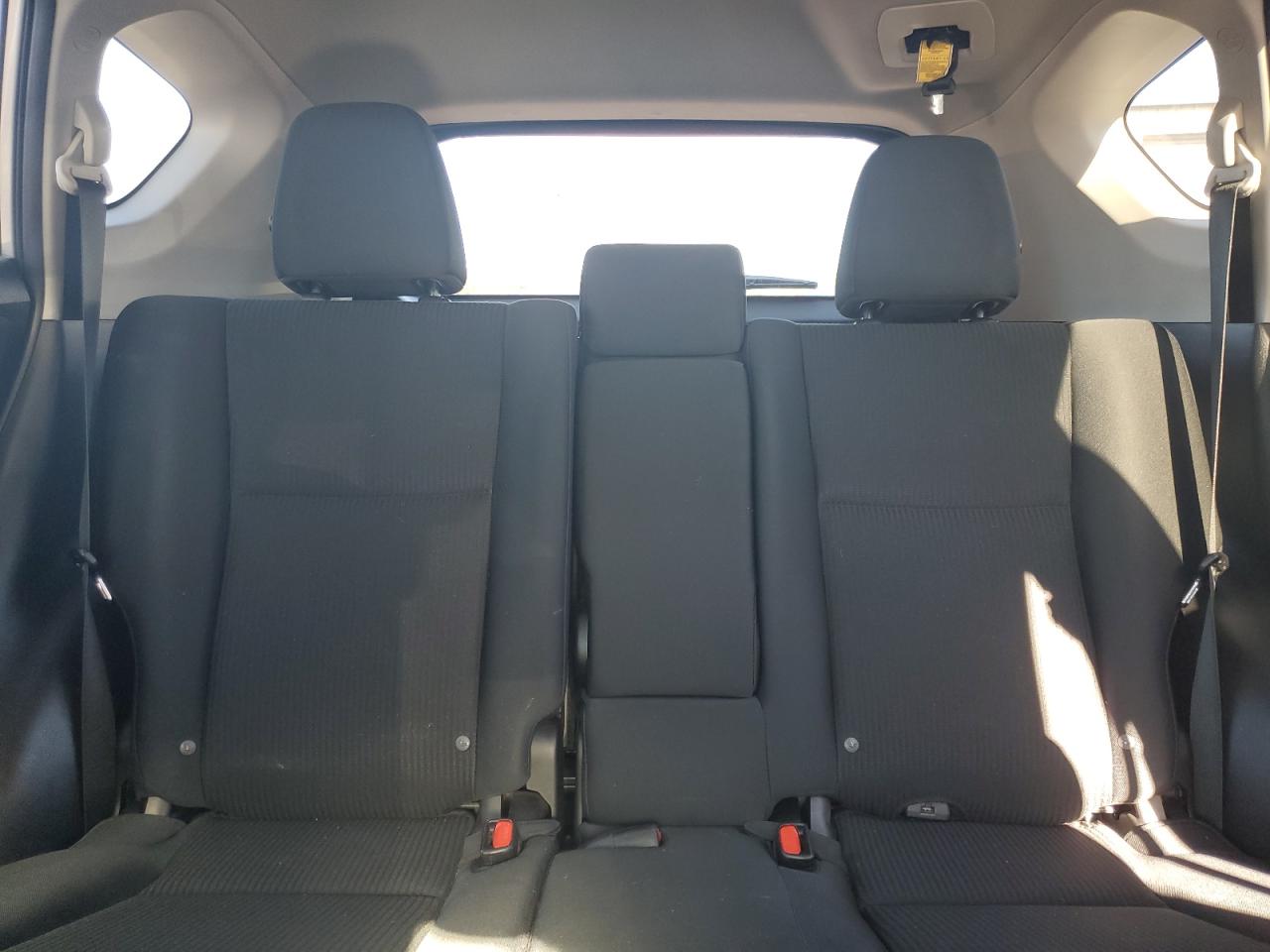 2017 Toyota Rav4 Le VIN: 2T3BFREV8HW601728 Lot: 81110635