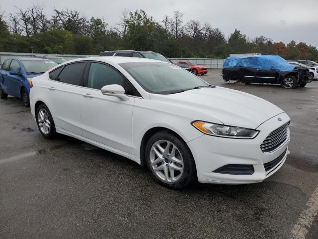 Седаны FORD FUSION 2016 Белы