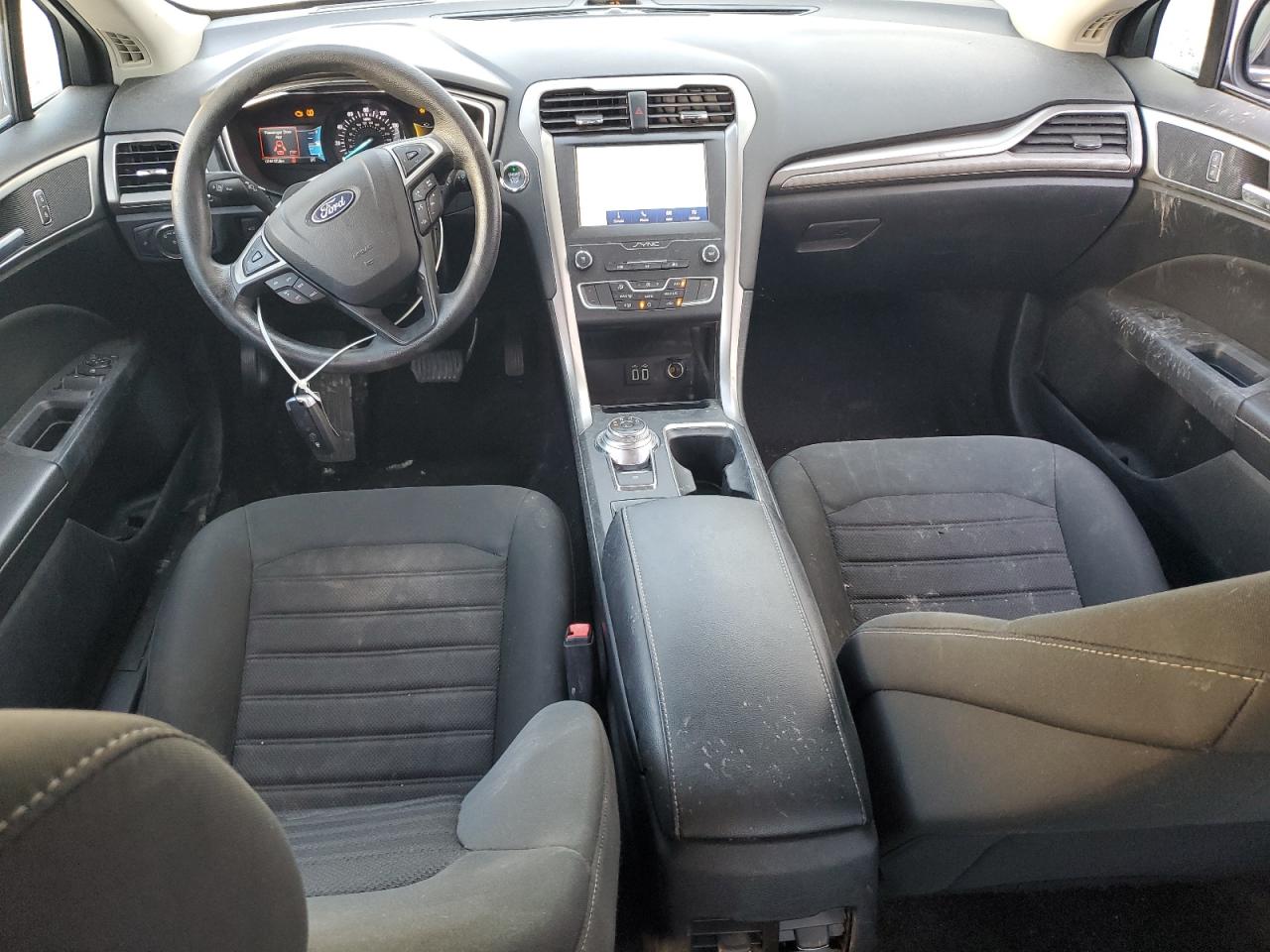 2020 Ford Fusion Se VIN: 3FA6P0HD9LR105773 Lot: 70144675