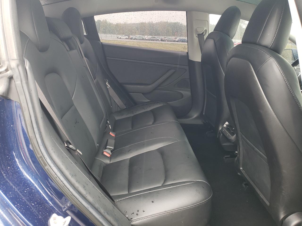 2018 Tesla Model 3 VIN: 5YJ3E1EB2JF105401 Lot: 83785725