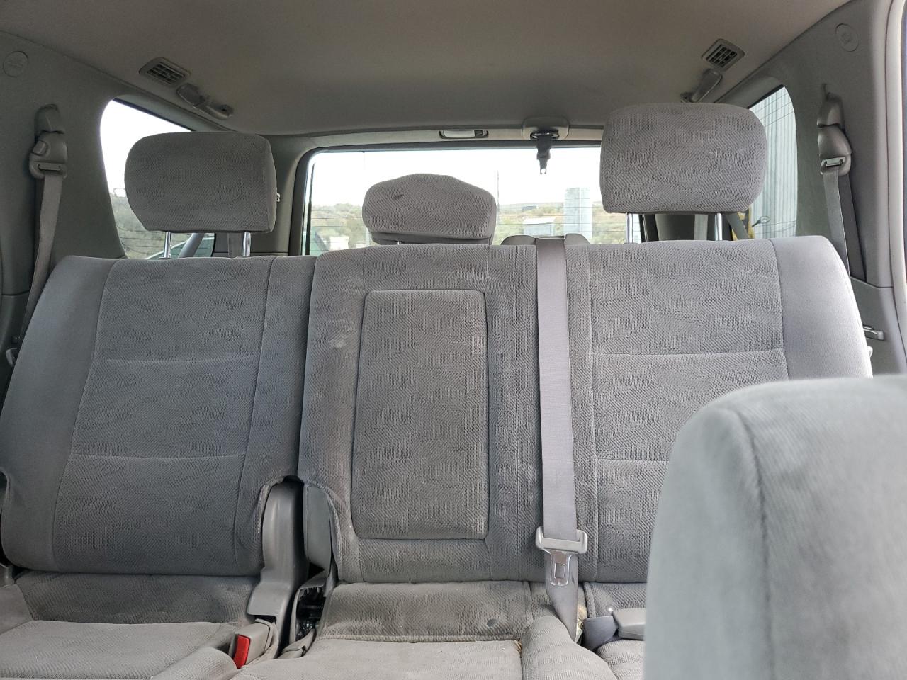 2006 Toyota Sequoia Sr5 VIN: 5TDBT44A06S258275 Lot: 70953775