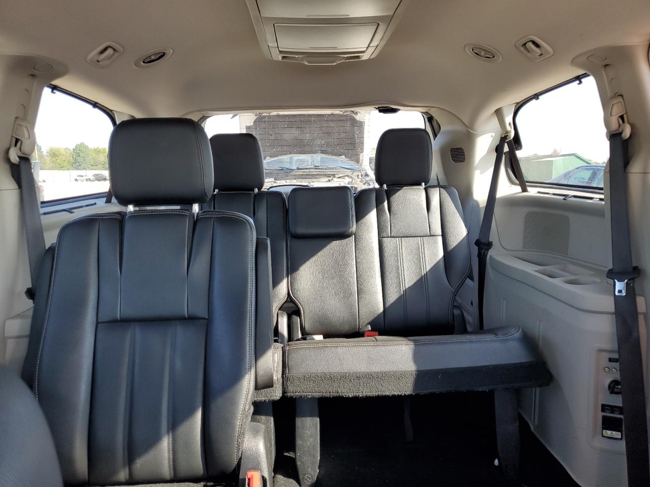 2015 Chrysler Town & Country Touring VIN: 2C4RC1BGXFR753001 Lot: 80664795