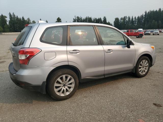  SUBARU FORESTER 2016 Серебристый