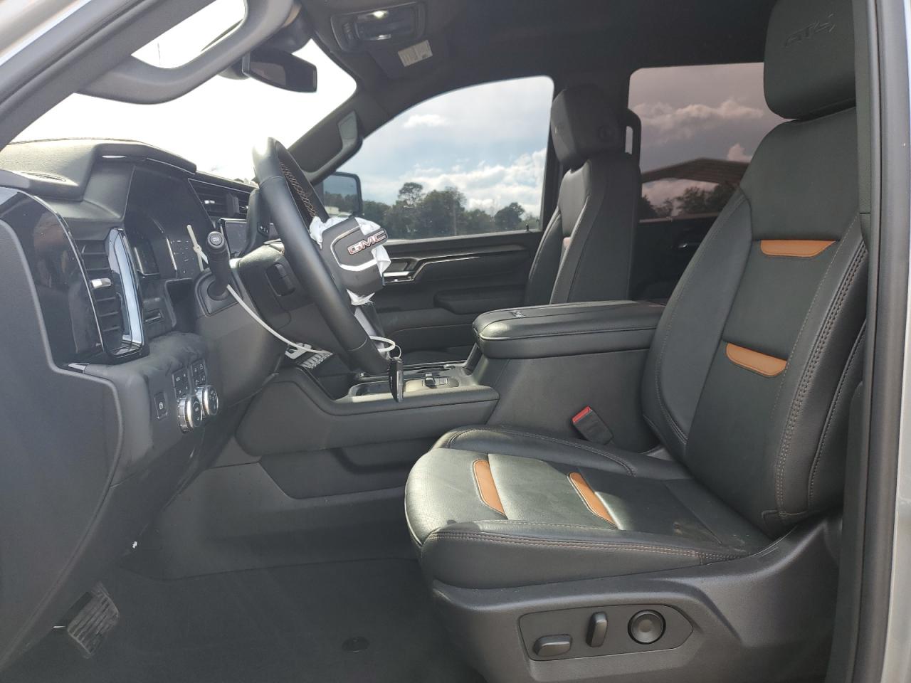 2025 GMC Sierra K2500 At4 VIN: 1GT4UPE78SF130127 Lot: 80673285