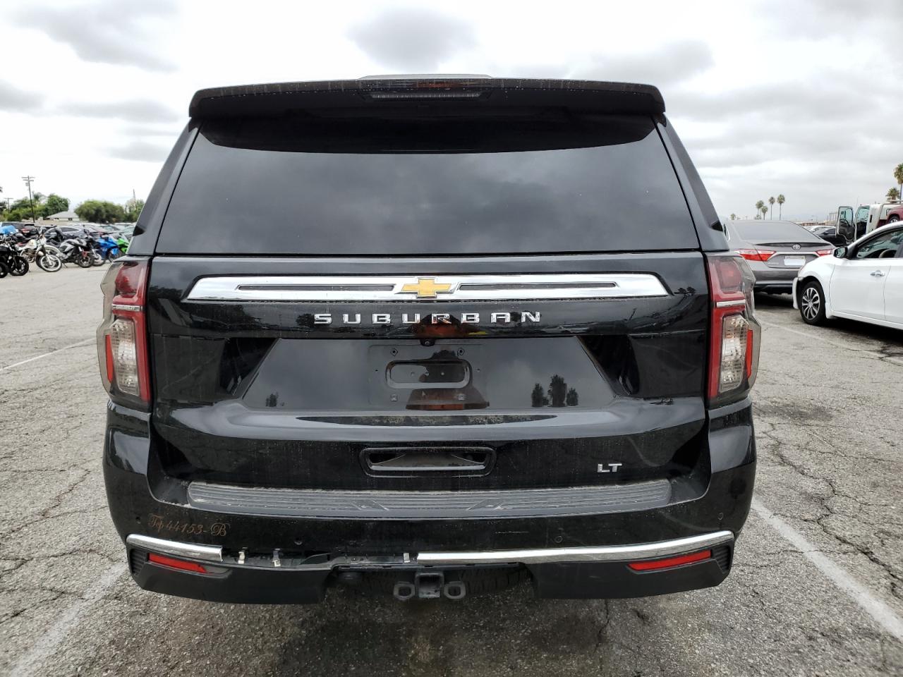 2022 Chevrolet Suburban C1500 Lt VIN: 1GNSCCKD1NR325249 Lot: 84367375