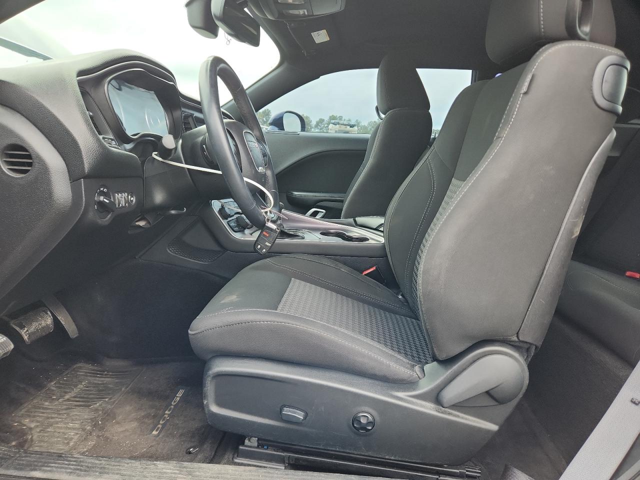 2015 Dodge Challenger Sxt VIN: 2C3CDZAG7FH909752 Lot: 81960075