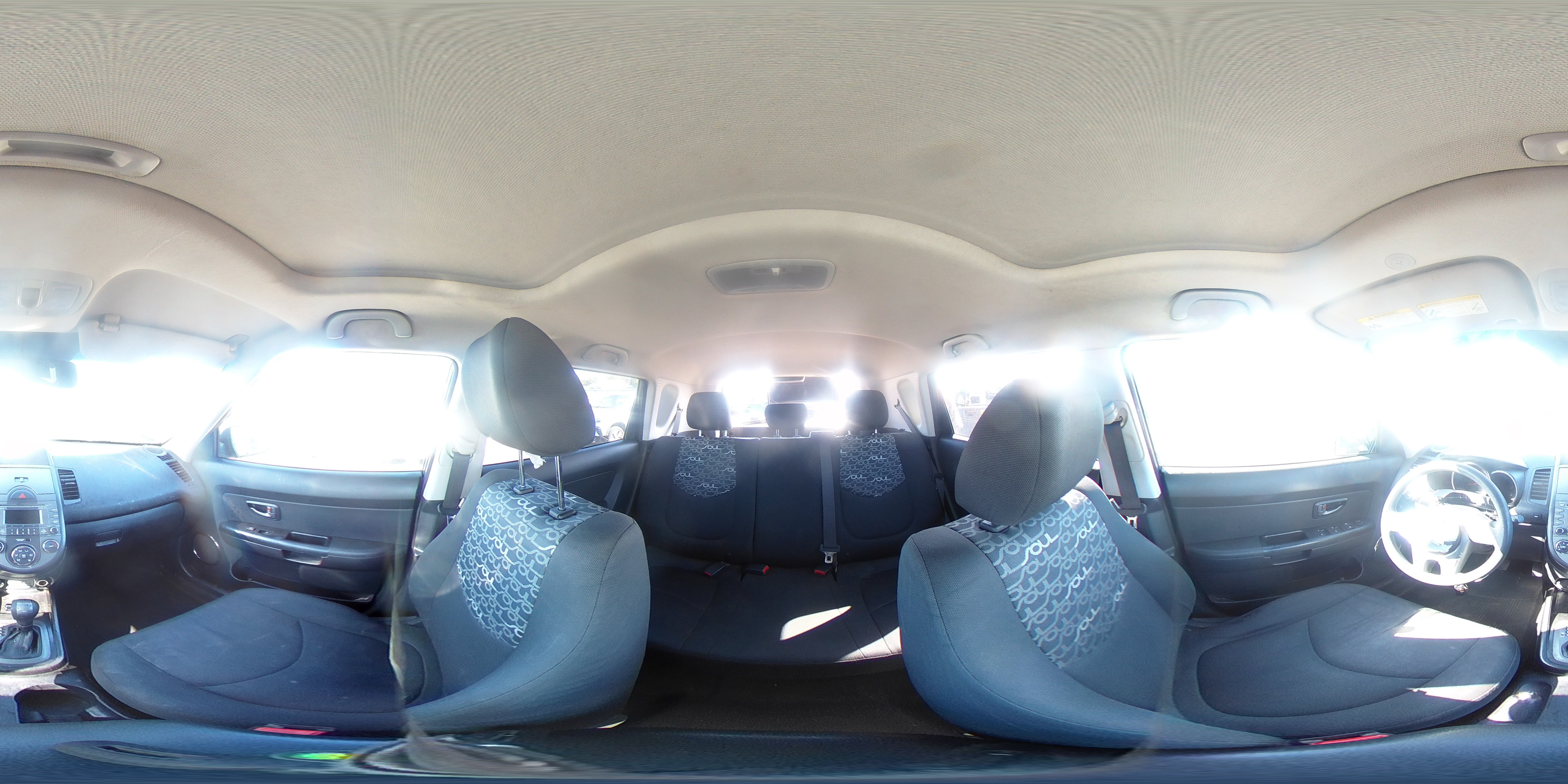 2011 Kia Soul + VIN: KNDJT2A27B7225548 Lot: 71474855