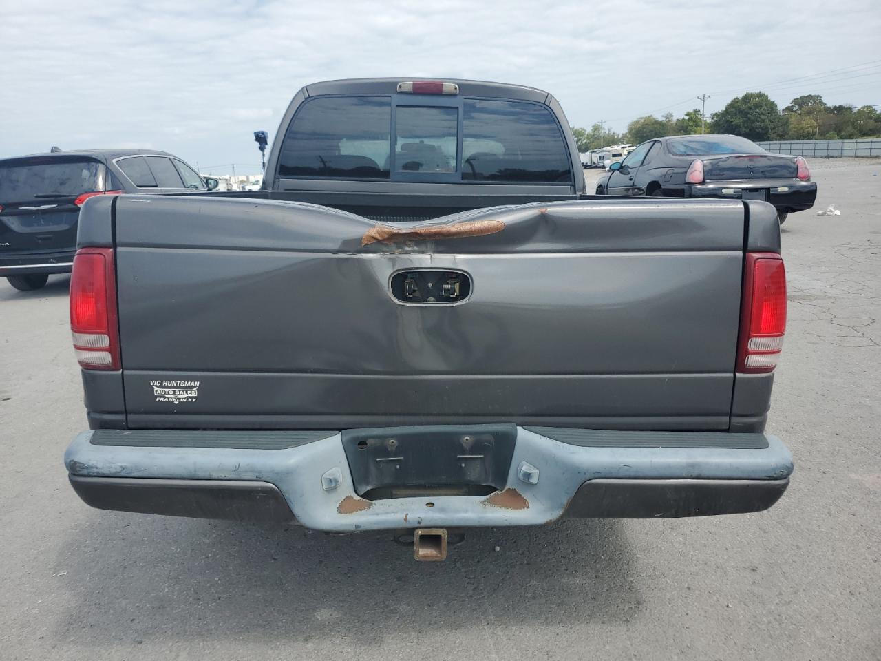 2002 Dodge Dakota Quad Sport VIN: 1B7HL38X32S577769 Lot: 71911435