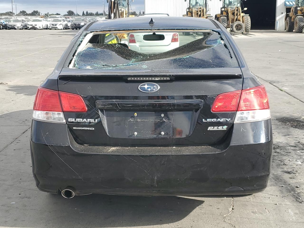 2014 Subaru Legacy 2.5I Limited VIN: 4S3BMBL62E3033273 Lot: 80012585