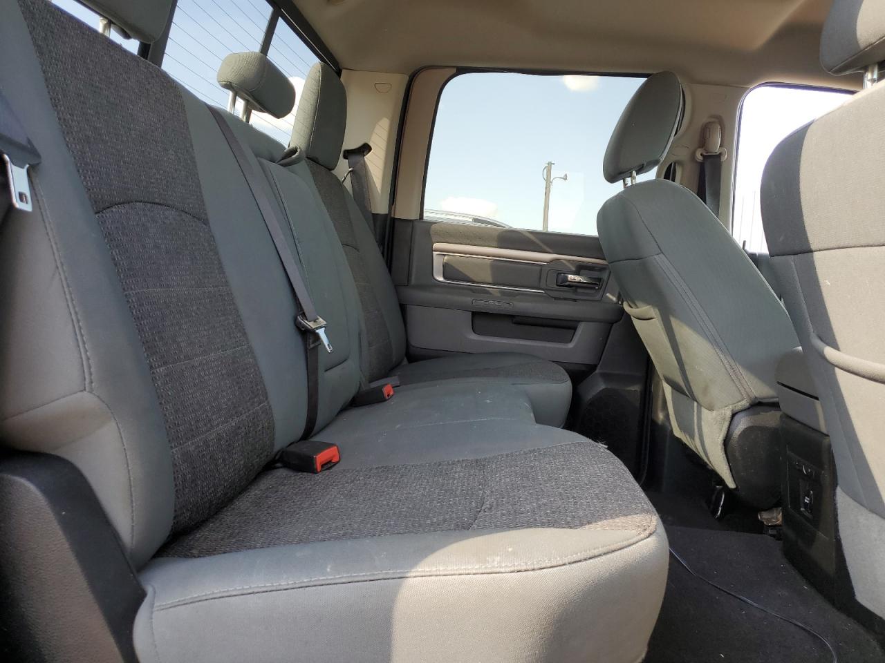 2016 Ram 1500 Slt VIN: 3C6RR7LTXGG272063 Lot: 81567335