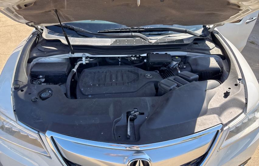 Паркетники ACURA MDX 2016 Белы