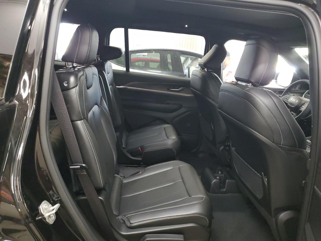 2024 Jeep Grand Cherokee L Limited VIN: 1C4RJKBGXR8505875 Lot: 81479395