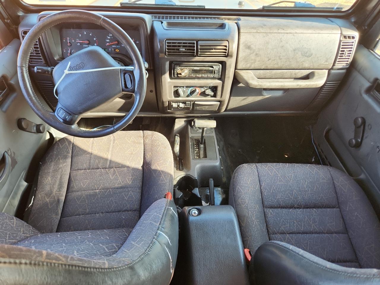 2001 Jeep Wrangler / Tj Sport VIN: 1J4FA49S81P319118 Lot: 81873175