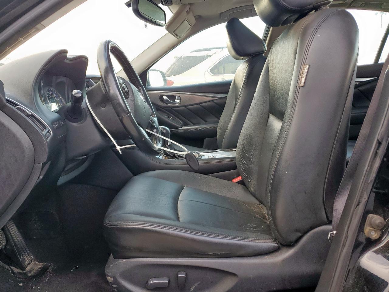 2017 Infiniti Q50 Base VIN: JN1CV7AP4HM641498 Lot: 82020175