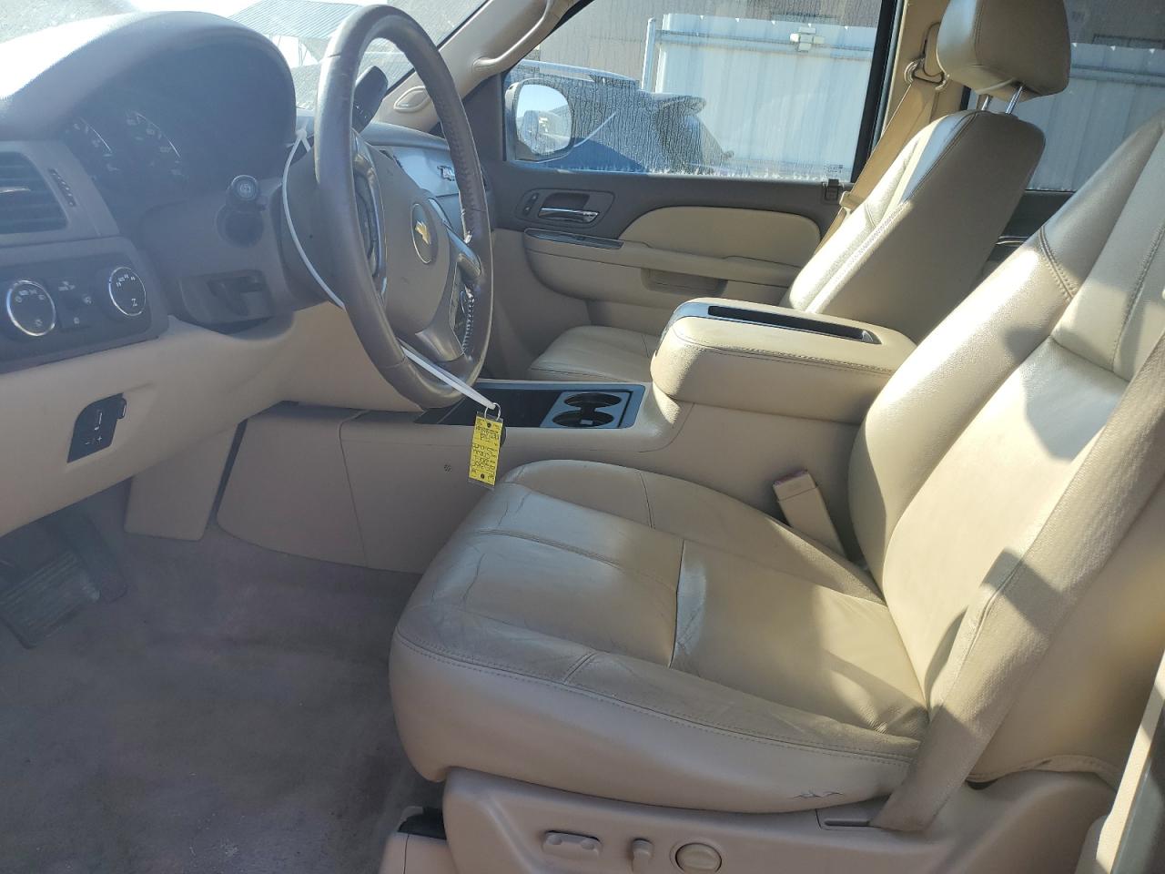 2014 Chevrolet Suburban K1500 Lt VIN: 1GNSKJE70ER174773 Lot: 84274285