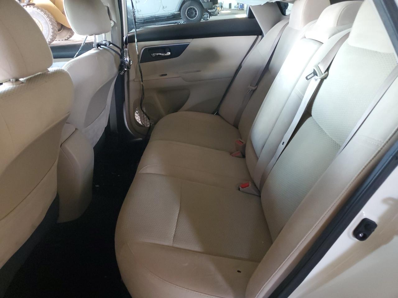 2015 Nissan Altima 2.5 VIN: 1N4AL3AP9FN373158 Lot: 80662115