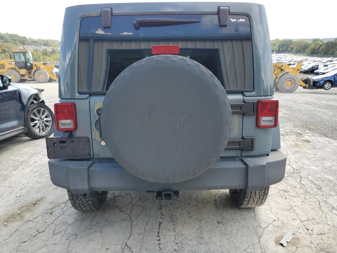 2014 Jeep Wrangler Unlimited Rubicon VIN: 1C4BJWFG0EL127690 Lot: 81101365