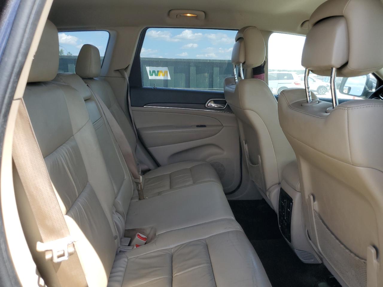 2015 Jeep Grand Cherokee Limited VIN: 1C4RJEBGXFC737211 Lot: 70911715