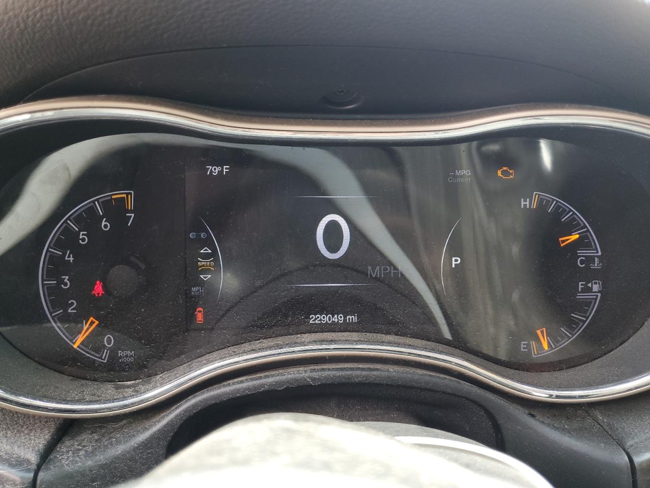 2015 Jeep Grand Cherokee Laredo VIN: 1C4RJFAG5FC697093 Lot: 70702055