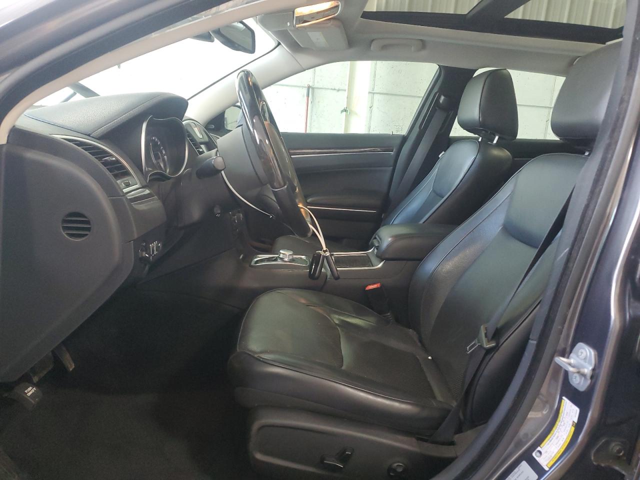 2015 Chrysler 300C VIN: 2C3CCAKG3FH760694 Lot: 81823185