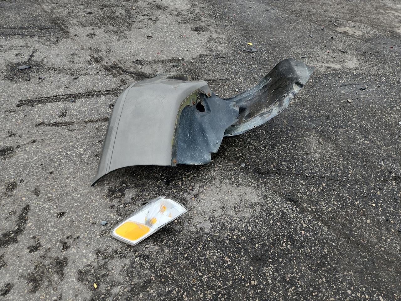 1997 Toyota Camry Ce VIN: 4T1BG22K4VU145407 Lot: 81957505