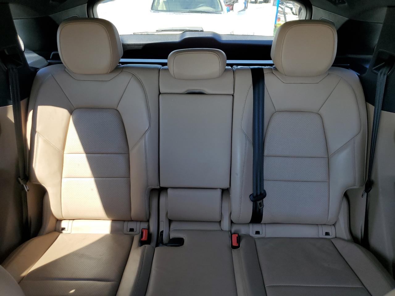 2019 Porsche Cayenne VIN: WP1AA2AY4KDA03320 Lot: 82170425