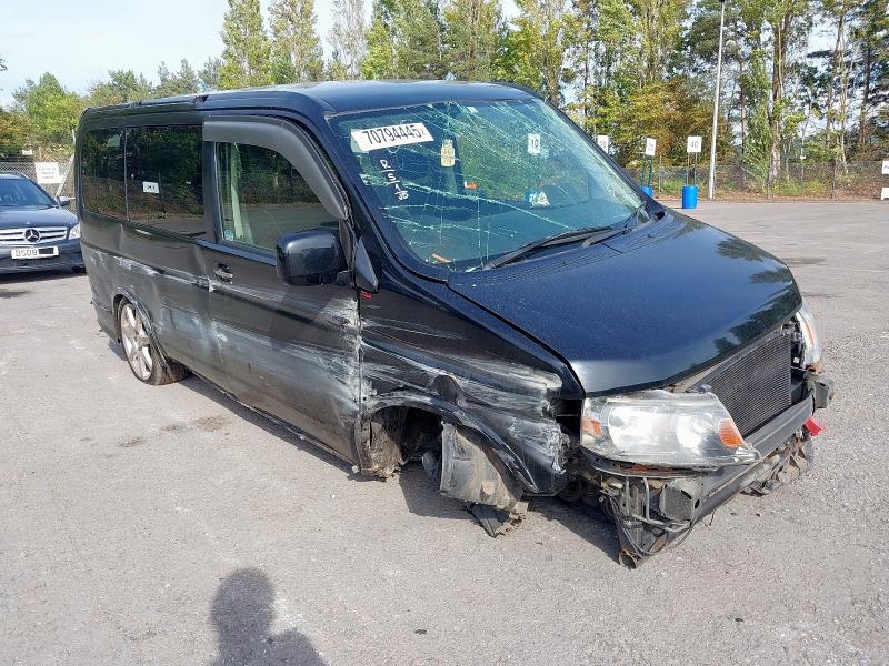 2004 HONDA  