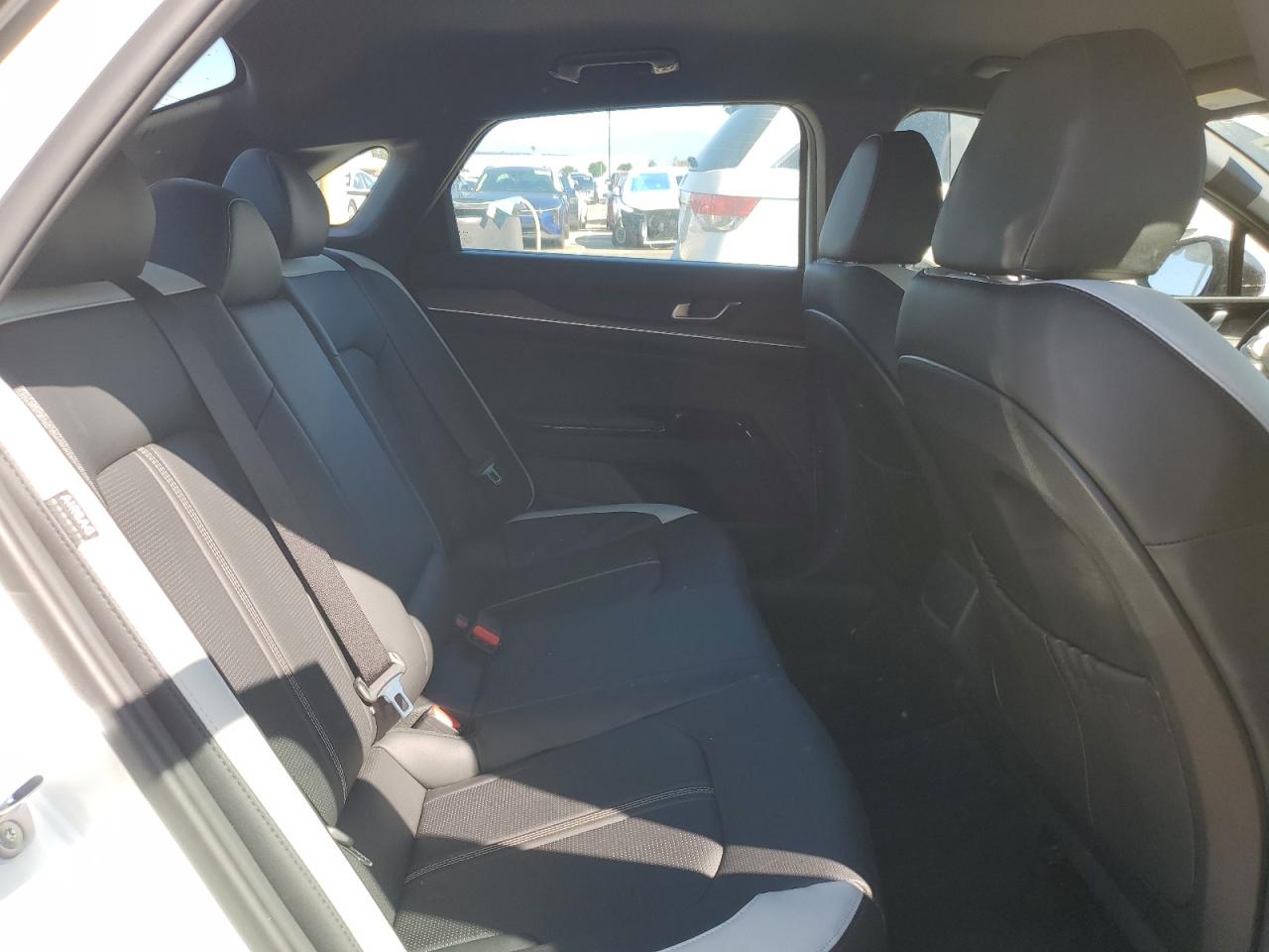 2025 Kia K5 Gt Line VIN: KNAG64J75S5284857 Lot: 70933385