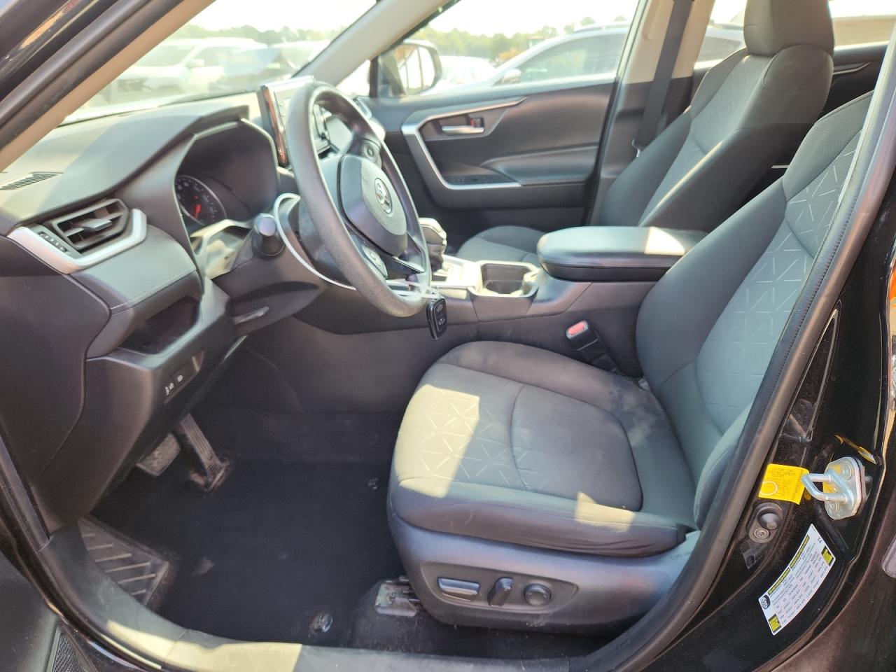 2021 Toyota Rav4 Xle VIN: 2T3W1RFVXMW115429 Lot: 80079015